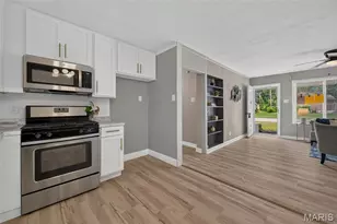 2248 Kerwin Dr, Saint Louis, MO 63136 - Photo 14