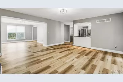 5839 Brookstone Terrace Drive, Saint Louis, MO 63129 - Photo 14