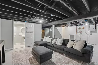 6933 Melrose Avenue, University City, MO 63130 - Photo 22
