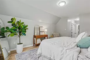 6933 Melrose Ave, University City, MO 63130 - Photo 16