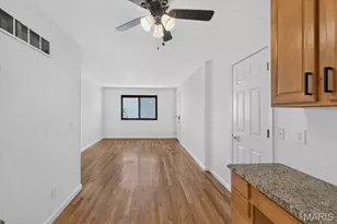 7915 Camelot Ln, Saint Louis, MO 63123 - Photo 12