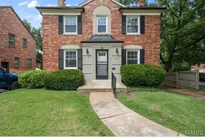 8105 Delmar Boulevard, University City, MO 63130 - Photo 2
