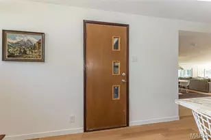 728 Hutchins Dr, Saint Louis, MO 63126 - Photo 10