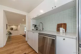 728 Hutchins Dr, Saint Louis, MO 63126 - Photo 16