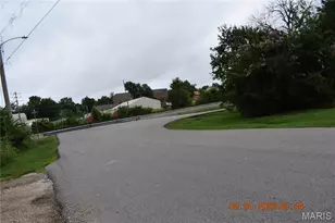 105 West Ave, Eureka, MO 63025 - Photo 2