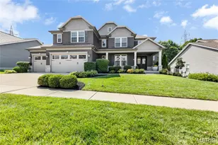 961 Chapelwood Ct, Kirkwood, MO 63122 - Photo 4