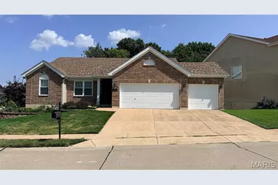8014 Pinetop Drive, Saint Louis, MO 63129 - Photo 1