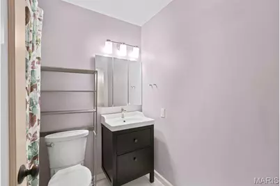 13511 Coliseum Drive, Chesterfield, MO 63017 - Photo 32