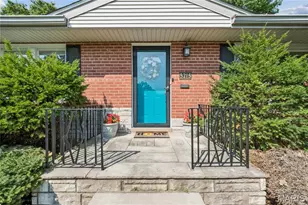 5215 Creighton Dr, Saint Louis, MO 63123 - Photo 2