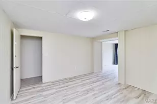 847 Wendevy Ct, Ballwin, MO 63011 - Photo 18