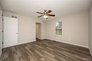 301 Excalibur Blvd, Troy, MO 63379 - Photo 22