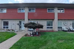 10035 Sakura Dr, Saint Louis, MO 63128 - Photo 6
