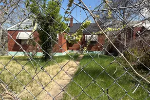 8459 Newby St, Saint Louis, MO 63147 - Photo 2