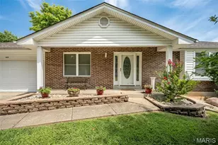 4209 Chisholm Trail Dr, Saint Charles, MO 63304 - Photo 2