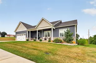 1001 Patricia Ann Dr, Wentzville, MO 63385 - Photo 48