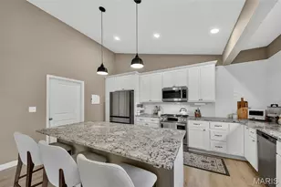 1001 Patricia Ann Dr, Wentzville, MO 63385 - Photo 10