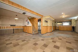 9337 Laramie Dr, Bellefontaine Neighbors, MO 63137 - Photo 26
