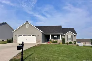 475 Cass Dr, Troy, MO 63379 - Photo 1