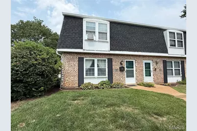 840 Dumont Place, Saint Louis, MO 63125 - Photo 1