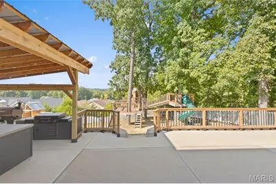 1409 Burrwyck Lane, Herculaneum, MO 63048 - Photo 4