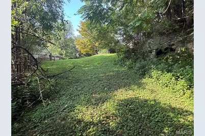 401 Fulton Avenue, Hannibal, MO 63401 - Photo 2