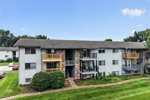 1823 Gascony Parc Dr, Lake Saint Louis, MO 63367 - Photo 22