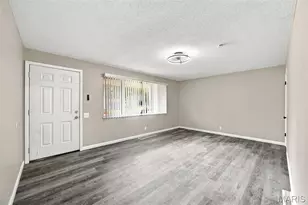 10316 Chesley Dr, Saint Louis, MO 63136 - Photo 4