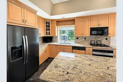 11838 Sunlind Drive, Sunset Hills, MO 63127 - Photo 2