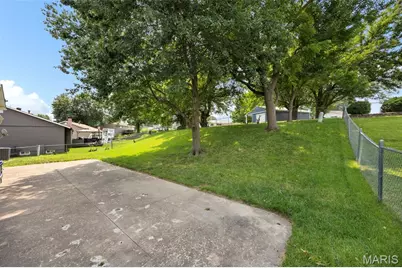615 Country Lake Drive, Saint Peters, MO 63376 - Photo 26