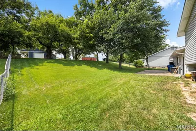 615 Country Lake Drive, Saint Peters, MO 63376 - Photo 30