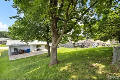 615 Country Lake Drive, Saint Peters, MO 63376 - Photo 32