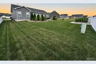 625 Lubbuck Court, Moscow Mills, MO 63362 - Photo 30