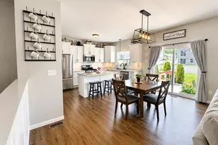 625 Lubbuck Ct, Moscow Mills, MO 63362 - Photo 6
