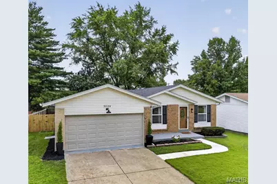 3024 Mediterranean Drive, Florissant, MO 63031 - Photo 2