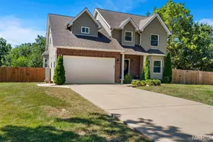 262 Joyce Ct, Ballwin, MO 63021 - Photo 2