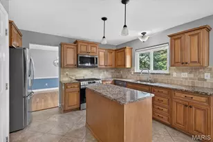 654 Summer Top Cir, Fenton, MO 63026 - Photo 18