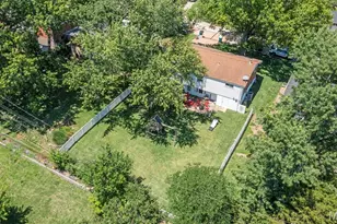 9828 Whitcomb Ln, Affton, MO 63123 - Photo 30