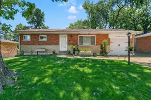 9828 Whitcomb Ln, Affton, MO 63123 - Photo 1