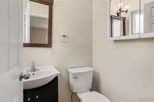6780 Lesli Mari Ct, Florissant, MO 63033 - Photo 16