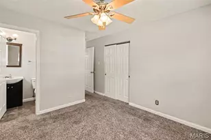 6780 Lesli Mari Ct, Florissant, MO 63033 - Photo 8