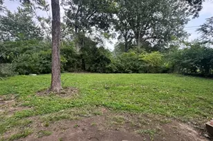 10016 Lakemoor Dr, Saint Louis, MO 63136 - Photo 28