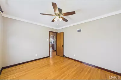 3827 Sulphur Avenue, Saint Louis, MO 63109 - Photo 12