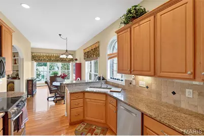 2424 Clayton Pointe Court, Chesterfield, MO 63017 - Photo 12