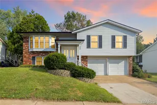 347 Parma Dr, Ballwin, MO 63021 - Photo 1