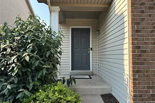 207 Shady Rock Ln, O'Fallon, MO 63368 - Photo 4