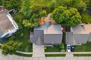 3559 Burgundy Way Dr, Saint Louis, MO 63129 - Photo 18