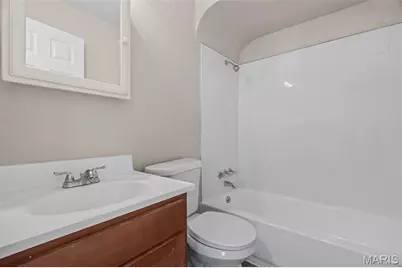 9750 Lorna Lane, Saint Louis, MO 63136 - Photo 14
