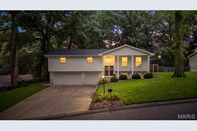 9 San Camille Court, Saint Charles, MO 63303 - Photo 2