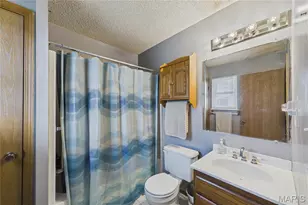 2172 Larkspur Lndg, Imperial, MO 63052 - Photo 14
