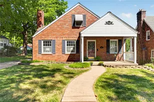 7615 N Sunset Dr, Pasadena Park, MO 63121 - Photo 1